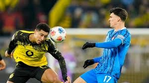 2027年亚预赛第三阶段首轮，新加坡队0-0战平中国香港队